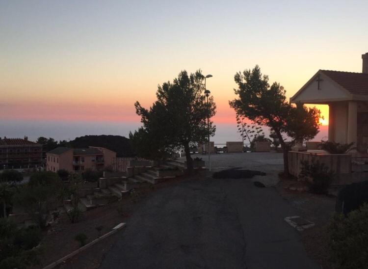 Appartamento "Magnifica Vista Sul Mare" Nebida Exterior foto