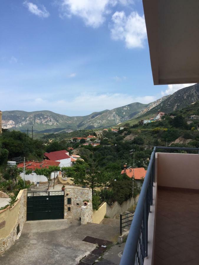 Appartamento "Magnifica Vista Sul Mare" Nebida Exterior foto